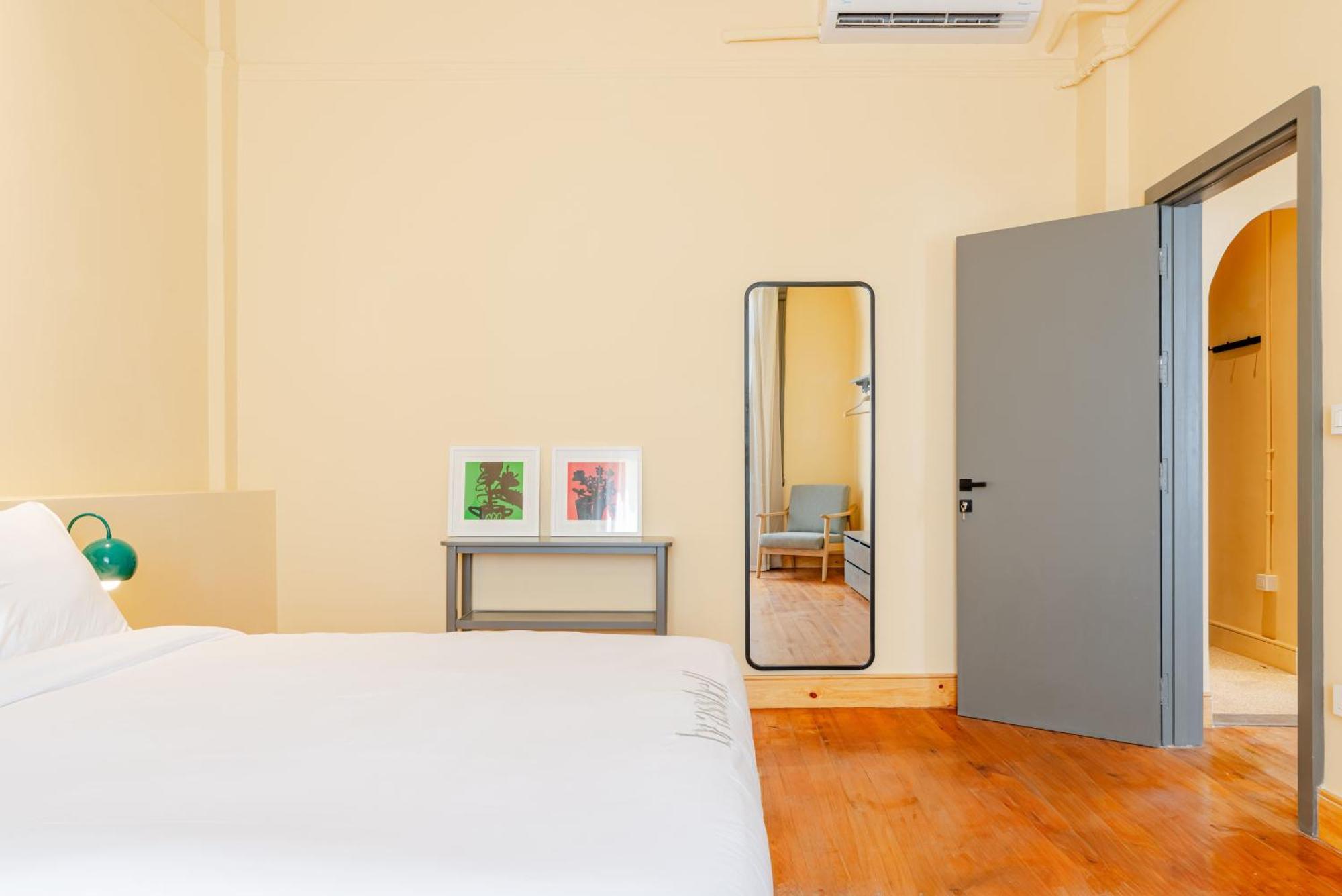 Grey L Studio Apartments Downtown Alexandria Menasce House Exterior foto